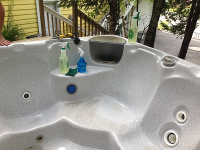 nettoyage et Pour entretiens de votre spa http://entretiens-menager.ca/entretiens_spa_laurentides.html