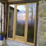 http://www.entretiens-menager.com/lavage_vitres_agathe_adele.html
